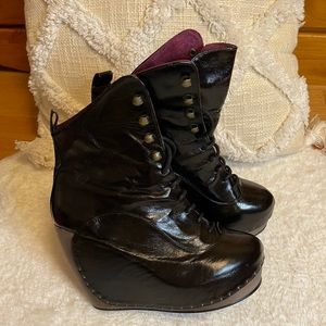 Very good condition, newer used outside, just at home